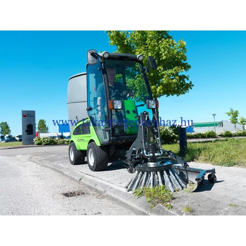 City Ranger 2250 gyomtalanító kefe 